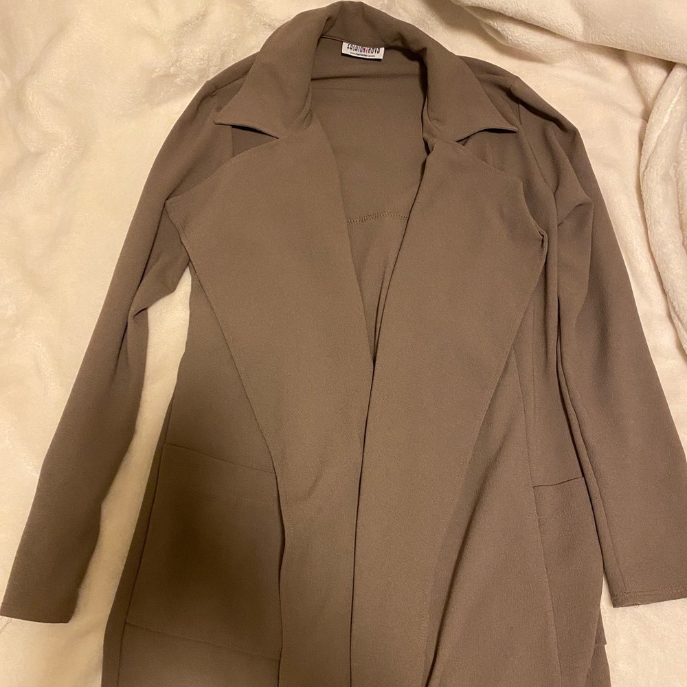Mauve coat